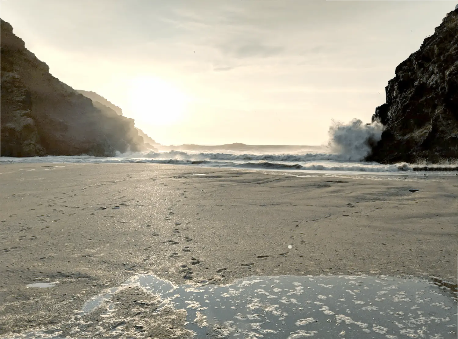 PLAYA Farallones cerca del Condominio Apolo